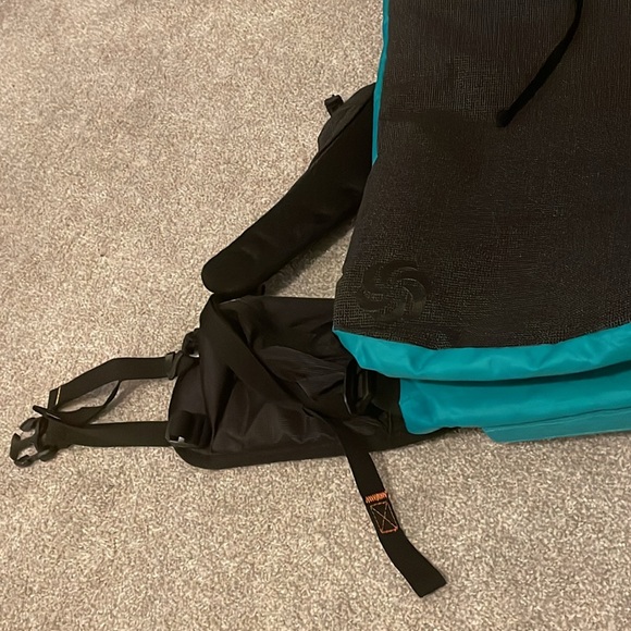 Six Moon Designs All Day Carry Travel Backpack 45L - color Teal, size Small - Picture 2 of 8